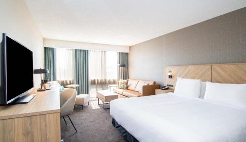 Premium Room, 1 King Bed, Sofa Bed, High Floor