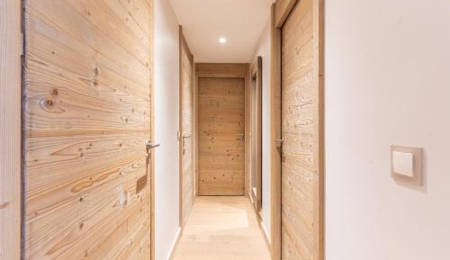 Exceptional Two-Bedrooms Apartment with Fireplace and Sauna (6 People)