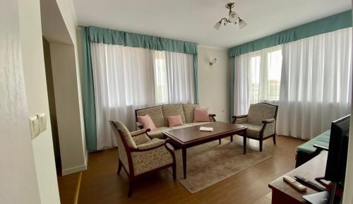 One-Bedroom Apartment (2 Adults)