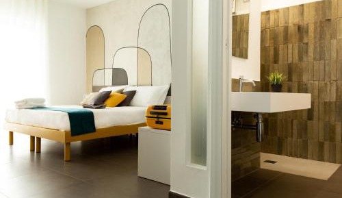 Deluxe Triple Room with Sea View