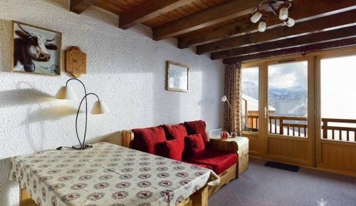Apartment (6 Adults)