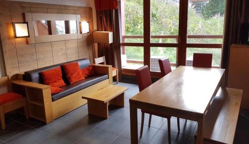Apartment (8 Adults)