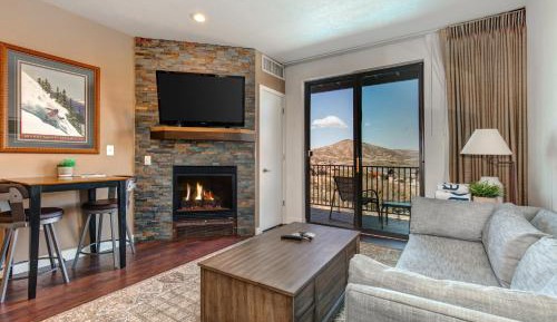 One Bedroom Apartment