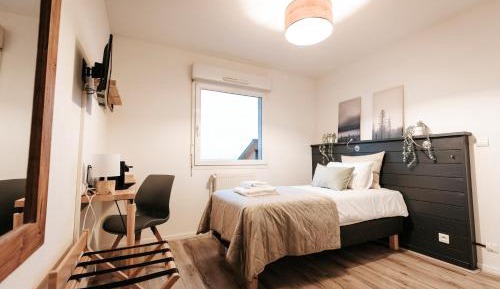 Standard Single Room with Mountain View