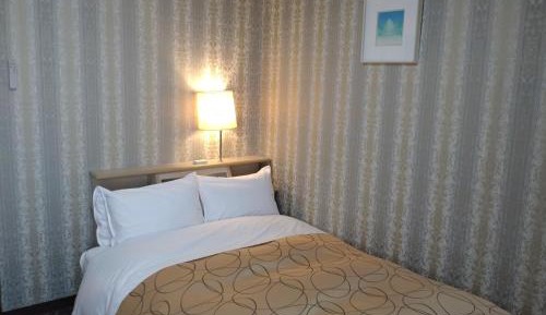 Semi Double Room - Non-Smoking 