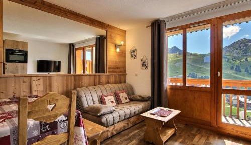 Apartment (4 Adults)