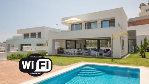 Deluxe Villa