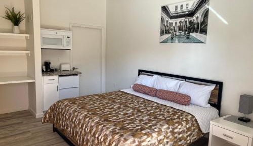 Deluxe Single Room