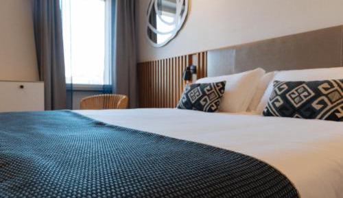 Large Double or Twin Room