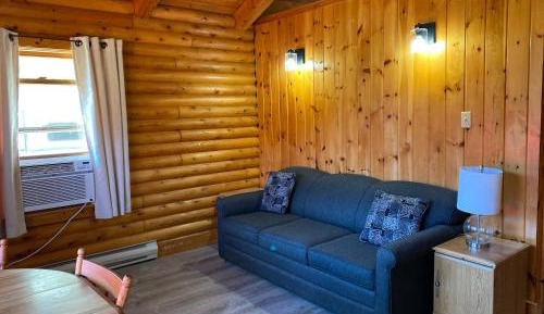 One-Bedroom Cottage