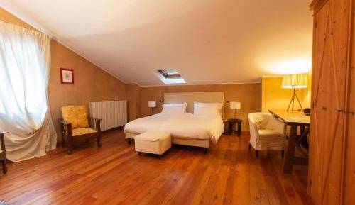 Family Suite with Balcony