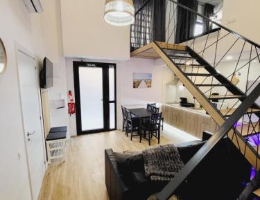 Apartment - Split Level