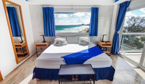 Deluxe Double or Twin Room with Sea View