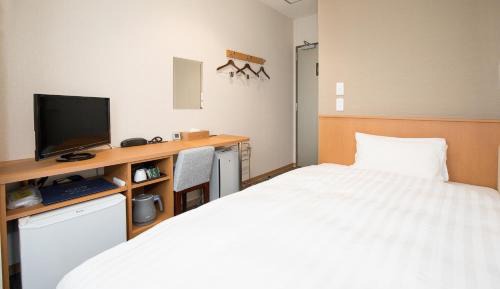 Single Room on Women-Only Floor - New Building