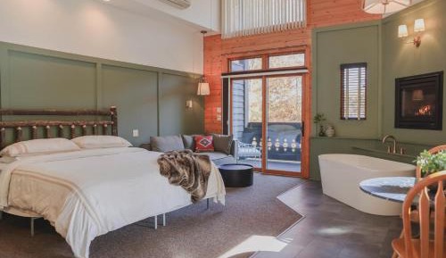 Two-Bedroom Suite