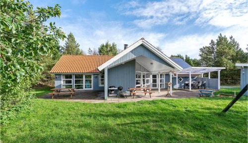 Four-Bedroom Holiday Home