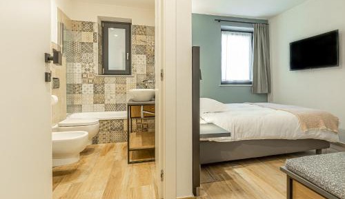 Single Room with Bath