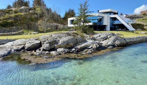 Six-Bedroom House