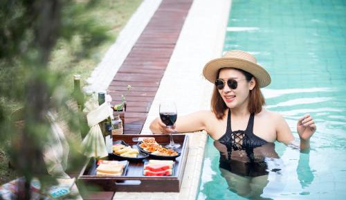 Deluxe Double Room with Pool Access