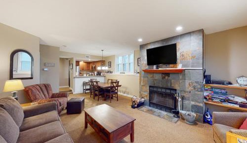 Two Bedroom Apartment 