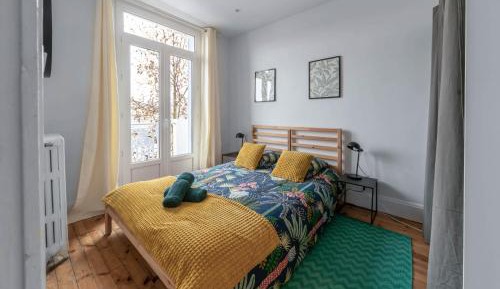 Apartment with Balcony