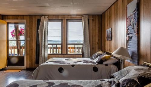 Superior Double Room with Two Double Beds