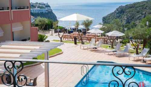Superior Double or Twin Room with Sea View
