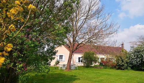 Holiday Home (8 Adults)