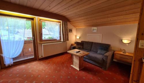 Superior One-Bedroom Apartment