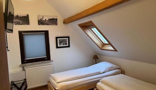Double or Twin Room with Shared Bathroom