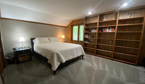Four-Bedroom Holiday Home