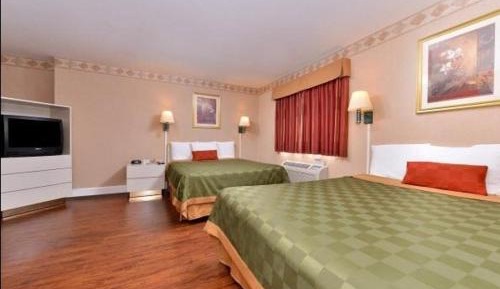 Double Queen Room