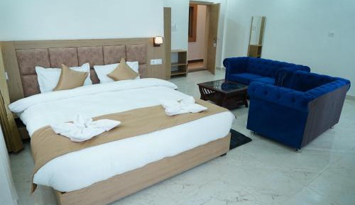 Superior Deluxe Double or Twin Room 