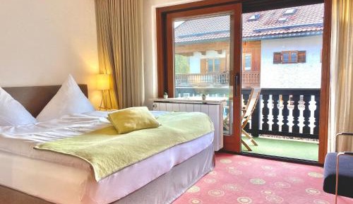 Deluxe Double Room with Balcony