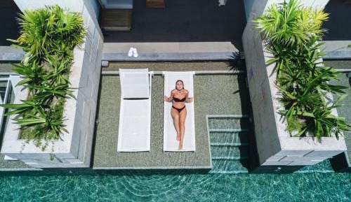 Alcoba Exterior Pool King - 2