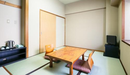 Standard Japanese-Style Twin Room - Non-Smoking