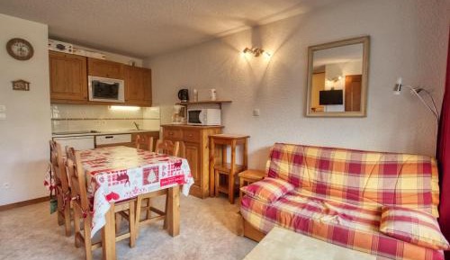Apartment (6 Adults)