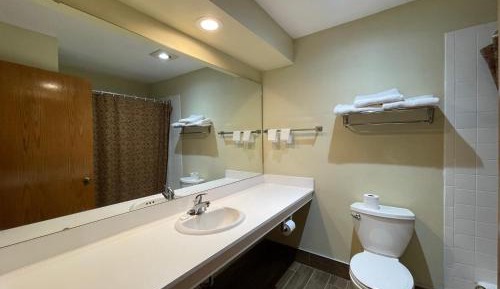 King Room with Spa Bath