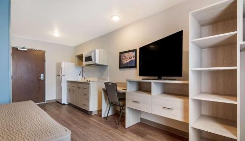 QUEEN SUITE