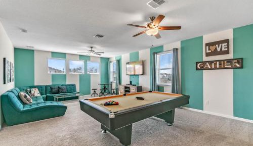 Five-Bedroom Holiday Home