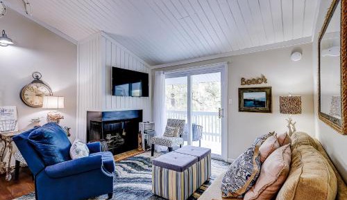 One Bedroom Apartment