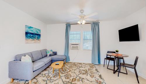 One Bedroom Apartment