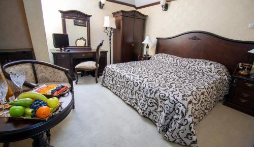 Attic King Room