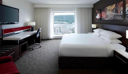Club King Room