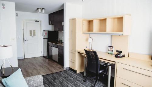 One-Bedroom Queen Suite with Sofa Bed