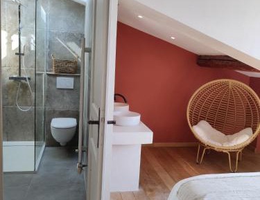 Double Room with Private Bathroom