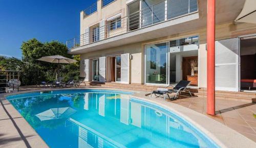 Villa with Sea View