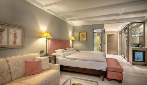 Superior Double Room with Lake View and Balcony or Terrace
