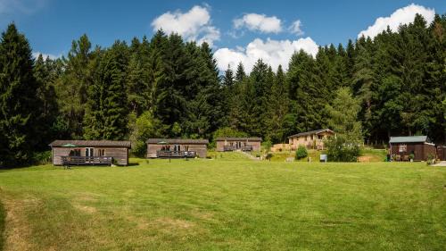 Three-Bedroom Lodge - No Pets