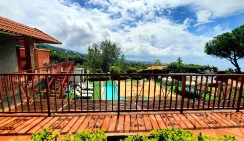 Deluxe Double or Twin Room with Mountain View